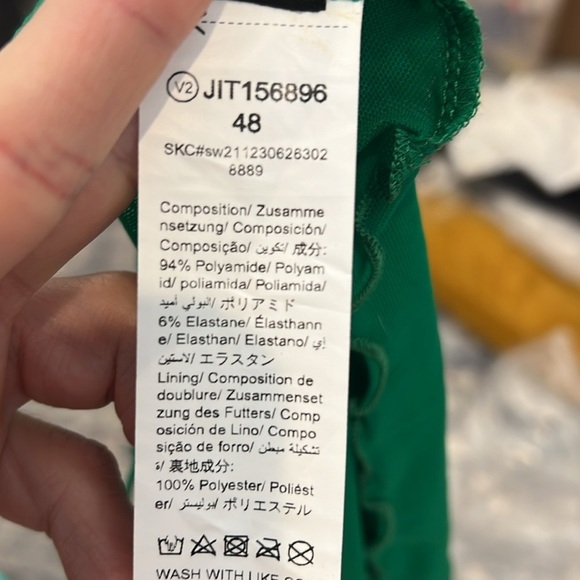 Floerns Green Halter Top size small. NWOT! - Picture 7 of 8